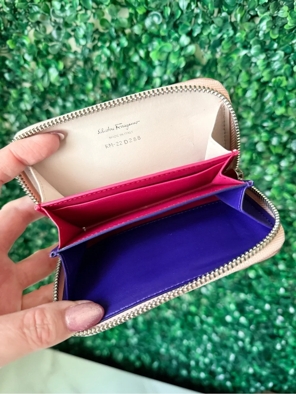 Salvatore Ferragamo Blush Pink Vara Bow Zip Card Case